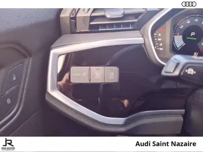 Photo 24 Audi Q3  35 TFSI 150 ch S tronic 7