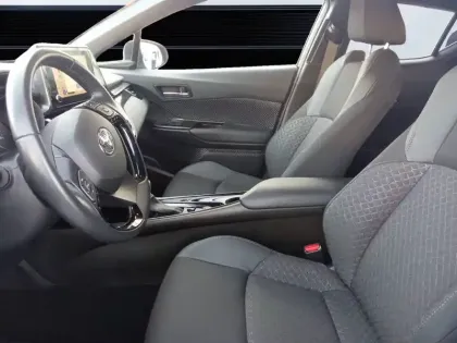 Photo 40 Toyota C-HR  Hybride 2.0L