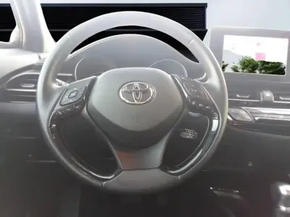 Photo 43 Toyota C-HR  Hybride 2.0L