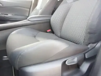 Photo 53 Toyota C-HR  Hybride 2.0L