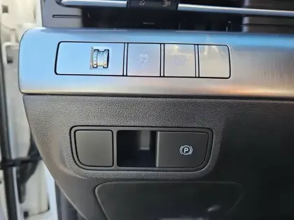 Photo 50 Hyundai Kona  Hybrid 129