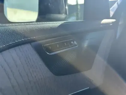 Photo 13 Volvo Xc90  T8 AWD Hybride Rechargeable 455 ch Geartronic 8 7pl