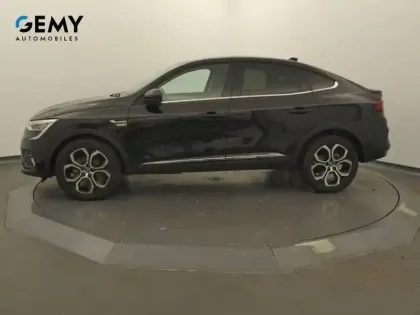 Photo 33 Renault Arkana  E-Tech 145 - 21B