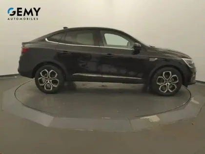 Photo 18 Renault Arkana  E-Tech 145 - 21B