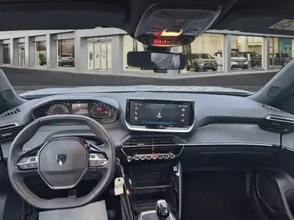 Photo 7 Peugeot 2008  PureTech 100 S&S BVM6