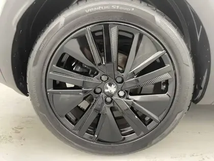 Photo 17 Peugeot 3008  Hybrid4 300 e-EAT8