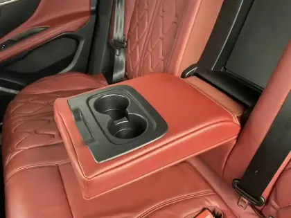 Photo 25 Peugeot 3008  Hybrid4 300 e-EAT8