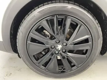 Photo 16 Peugeot 3008  Hybrid4 300 e-EAT8