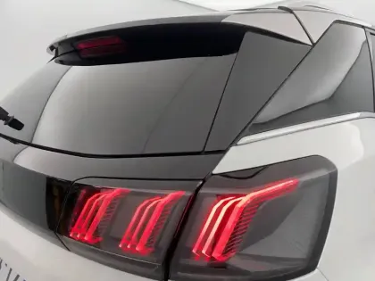Photo 62 Peugeot 3008  Hybrid4 300 e-EAT8