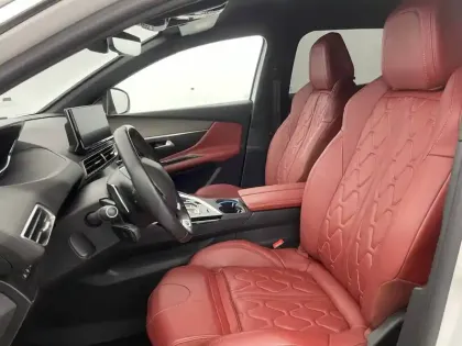 Photo 13 Peugeot 3008  Hybrid4 300 e-EAT8