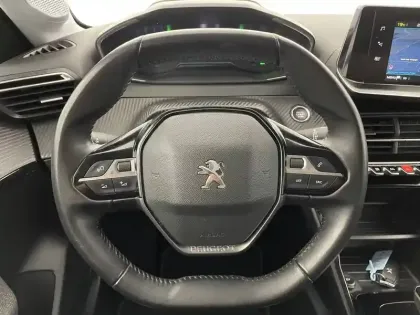 Photo 22 Peugeot 208  Electrique 50 kWh 136ch