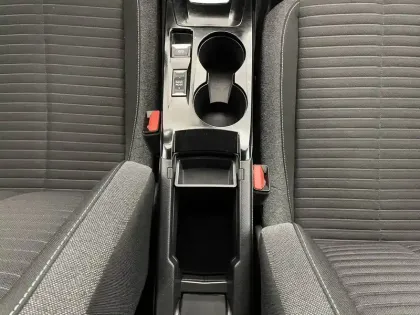 Photo 26 Peugeot 208  Electrique 50 kWh 136ch