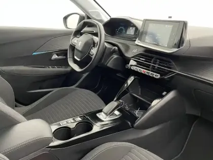 Photo 23 Peugeot 208  Electrique 50 kWh 136ch