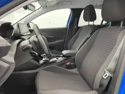 Photo 13 Peugeot 208  Electrique 50 kWh 136ch