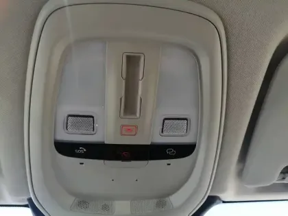 Photo 28 Volvo Xc60  T6 AWD Hybride rechargeable 253 ch+145 ch Geartronic 8