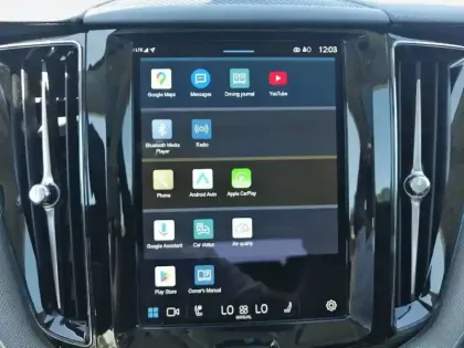 Photo 23 Volvo Xc60  T6 AWD Hybride rechargeable 253 ch+145 ch Geartronic 8