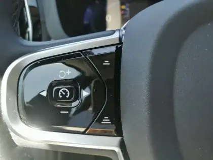 Photo 11 Volvo Xc60  T6 AWD Hybride rechargeable 253 ch+145 ch Geartronic 8