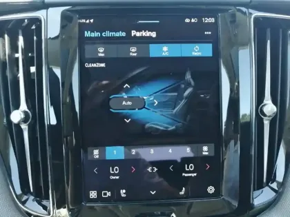 Photo 52 Volvo Xc60  T6 AWD Hybride rechargeable 253 ch+145 ch Geartronic 8