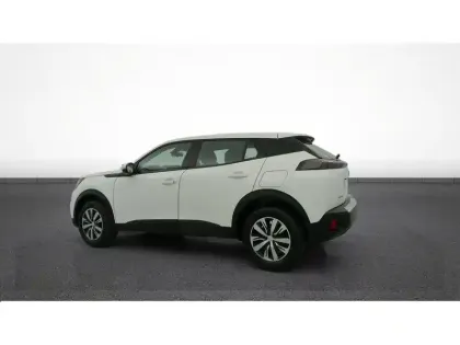 Photo 41 Peugeot 2008  PureTech 100 S&S BVM6