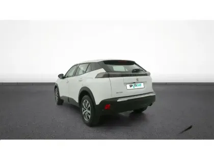 Photo 42 Peugeot 2008  PureTech 100 S&S BVM6