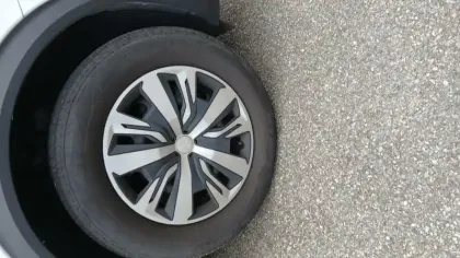 Photo 32 Peugeot 2008  PureTech 100 S&S BVM6