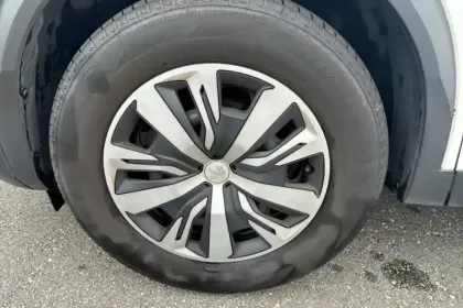 Photo 8 Peugeot 2008  PureTech 100 S&S BVM6