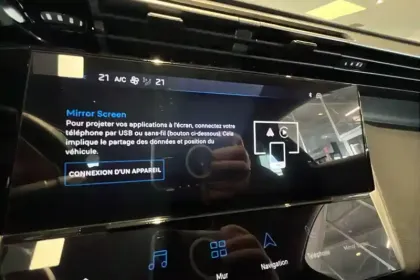 Photo 15 Peugeot 308  SW Hybrid 145 e-DCS6