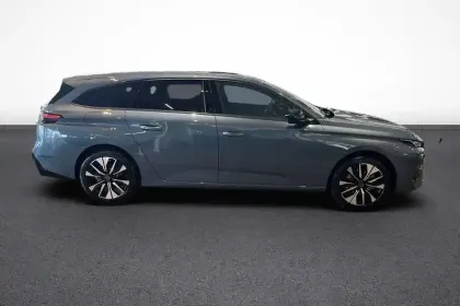 Photo 1 Peugeot 308  SW Hybrid 145 e-DCS6