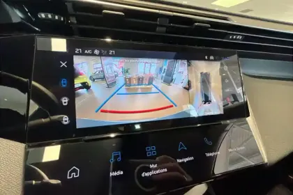 Photo 18 Peugeot 308  SW Hybrid 145 e-DCS6