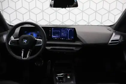 Photo 8 BMW Serie 1 120 170 ch DKG7