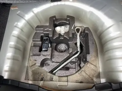 Photo 8 Nissan Micra  IG 71