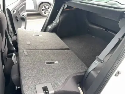 Photo 34 Nissan Micra  IG 71