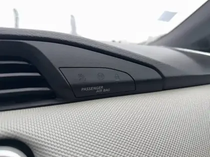 Photo 28 Nissan Micra  IG 71