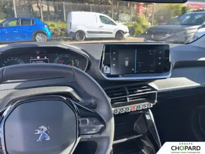 Photo 7 Peugeot 208  Electrique 50 kWh 136ch