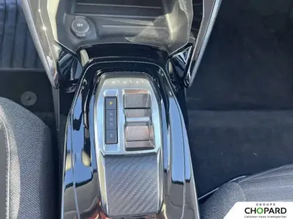 Photo 12 Peugeot 208  Electrique 50 kWh 136ch