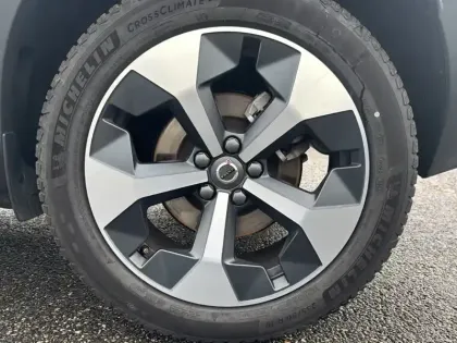 Photo 8 Volvo Xc40  B3 163 ch DCT7