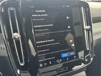 Photo 21 Volvo Xc40  B3 163 ch DCT7