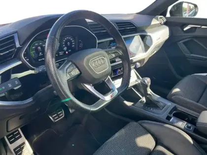 Photo 54 Audi Q3  Sportback 45 TFSIe 245 ch S tronic 6