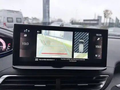 Photo 12 Peugeot 3008  PureTech 130ch S&S EAT8