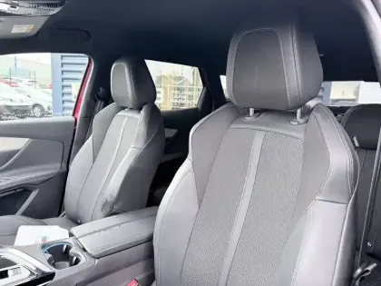 Photo 28 Peugeot 3008  PureTech 130ch S&S EAT8