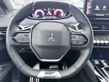 Photo 8 Peugeot 3008  PureTech 130ch S&S EAT8