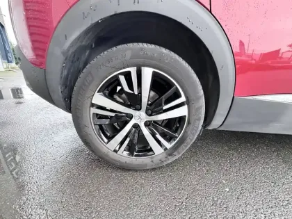 Photo 16 Peugeot 3008  PureTech 130ch S&S EAT8