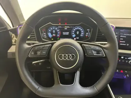 Photo 14 Audi A1  Allstreet 35 TFSI 150 ch S tronic 7