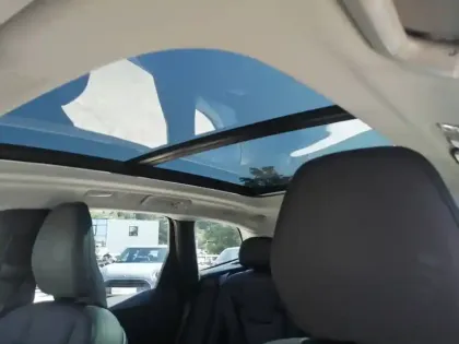 Photo 19 Volvo Xc60  T6 AWD Hybride rechargeable 253 ch+145 ch Geartronic 8