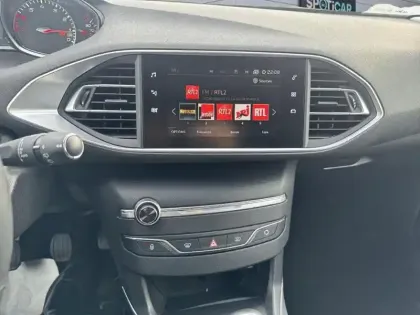 Photo 21 Peugeot 308  PureTech 130ch S&S BVM6 Allure