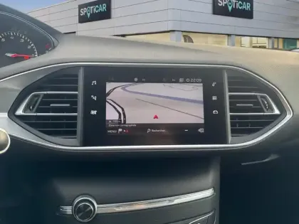 Photo 10 Peugeot 308  PureTech 130ch S&S BVM6 Allure