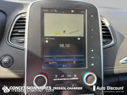 Photo 10 Renault Scenic  dCi 110 Energy EDC Intens