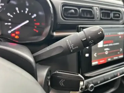 Photo 17 Citroën C3  PureTech 83 ch BVM5 Plus