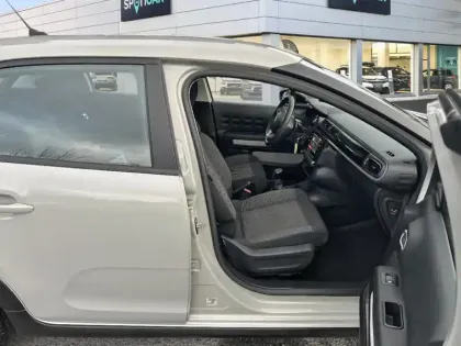 Photo 8 Citroën C3  PureTech 83 ch BVM5 Plus