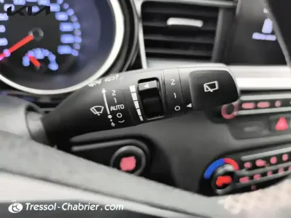 Photo 16 Kia Ceed  1.0 T-GDI 120 ch ISG BVM6 GT Line